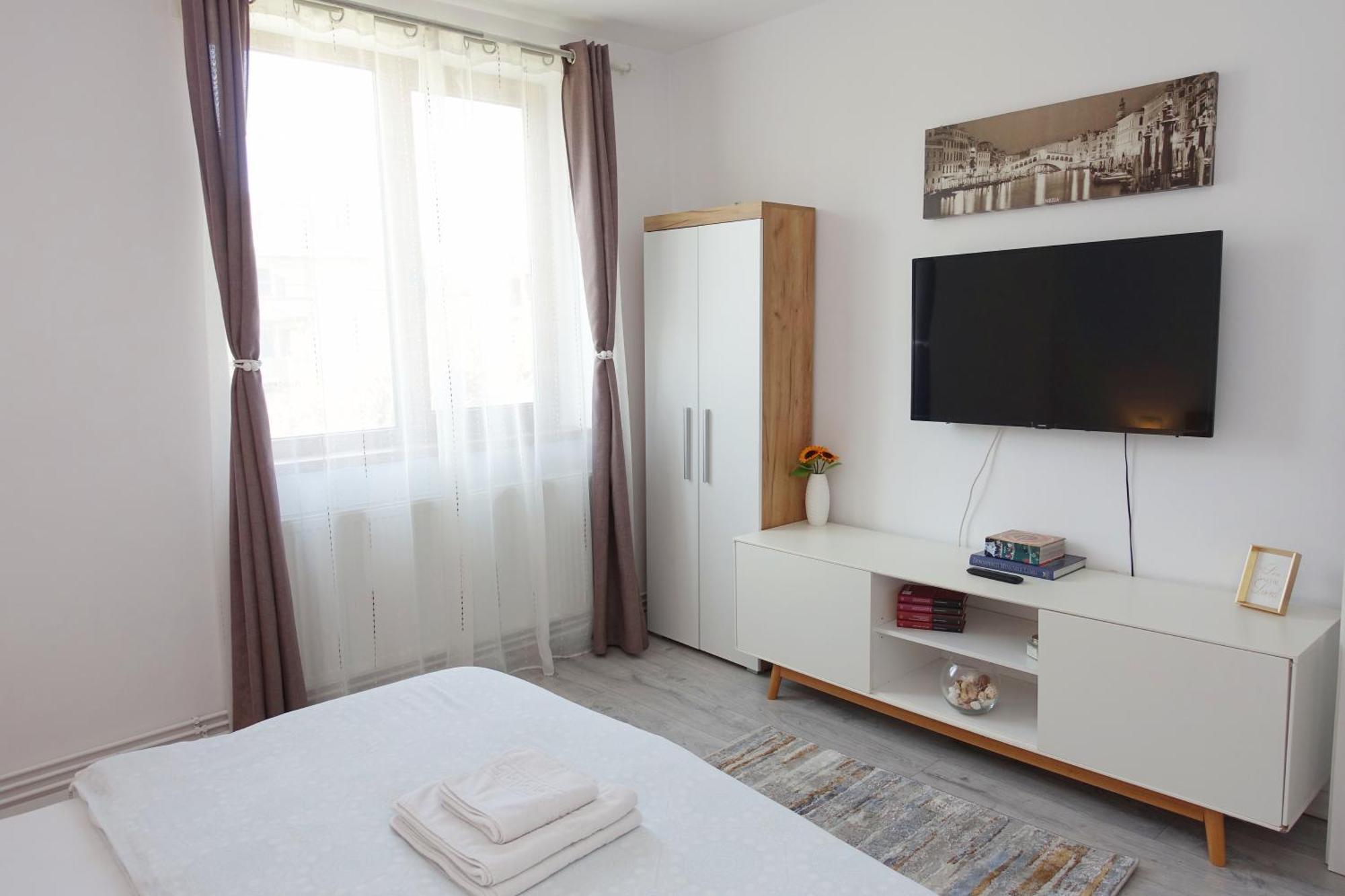 Balcescu Self Check-in Apartment *