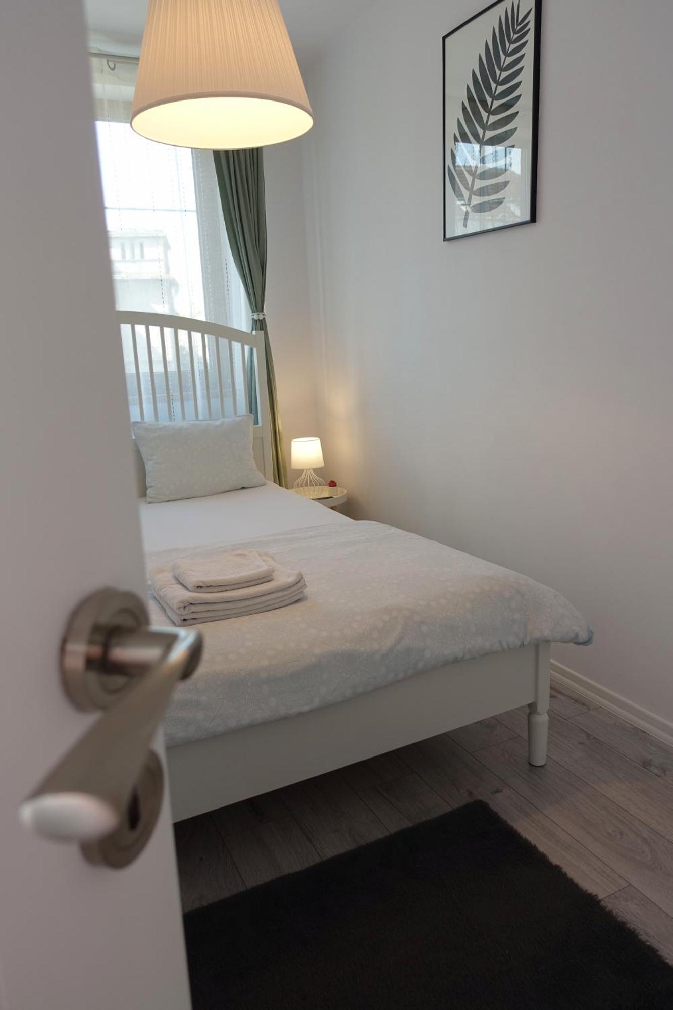 Balcescu Self Check-in Apartment *